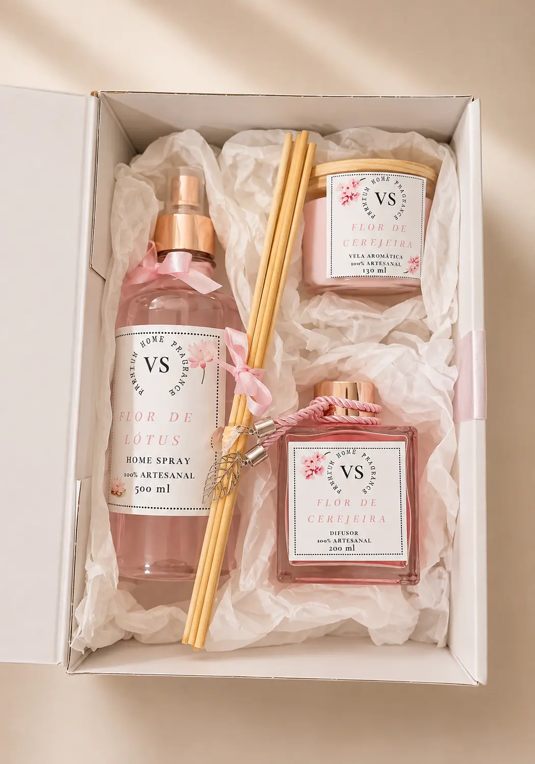Kit Premium Flor de Cerejeira & Flor de Lótus com caixa aberta — VS Premium Home Fragrance